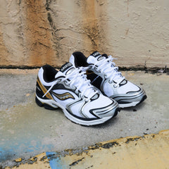 Mens Saucony ProGrid Triumph 4 (Gold/Chrome)
