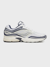 Saucony Progrid Omni 9 Sneakers | White/Navy