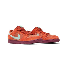 SB Dunk Low 'Mystic Red Rosewood' (2023)