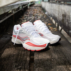 Mens Saucony ProGrid Omni 9 (Ivory/Coral)